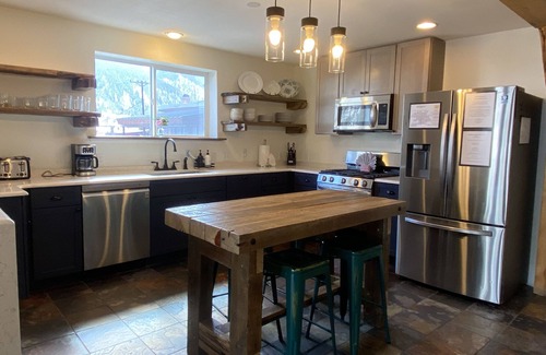 Silverton Apartment | North Star Saloon: Silverton's Premier Downtown Digs!