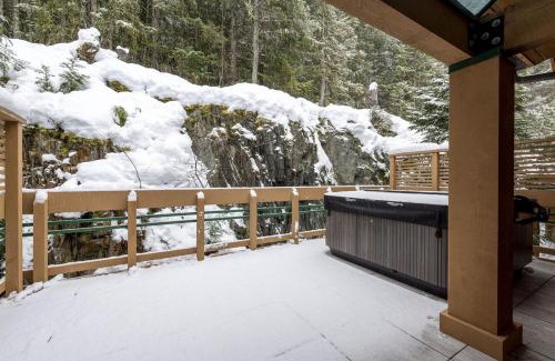 Whistler Village House | Northern Lights 32 by Outpost Whistler