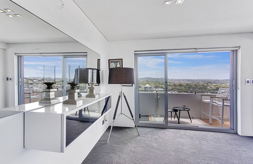 Queenscliff Apartment | NORTHERN MANLY-LUXURY- 260* VIEWS-METRES TO BEACHES-BARS-SHOPSS