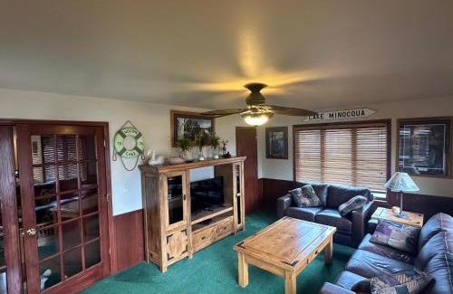 Minocqua Apartment | Northern Resort #17