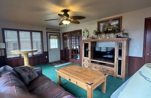 Minocqua Apartment | Northern Resort #17