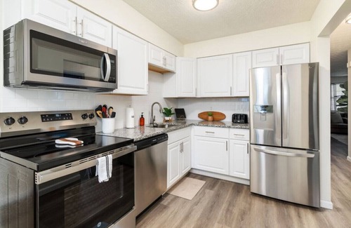 Northern Woods House | Northern Valley - Charming and Cozy, 2BR, 1 BA