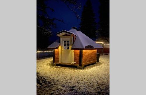 Jukkasjarvi Ski Chalet | Northernlight cabin