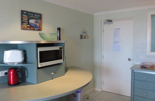 South West Rocks Apartment | NORTHPOINT UNIT 9 - AWESOME VIEWS & 100 METRES TO BEACH