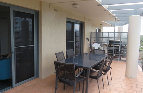 South West Rocks Apartment | NORTHPOINT UNIT 9 - AWESOME VIEWS & 100 METRES TO BEACH