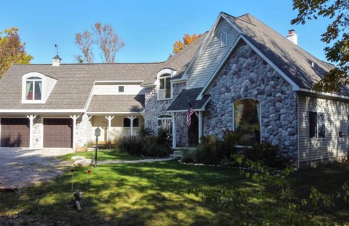 Northport House | Northport Bay Beach Getaway