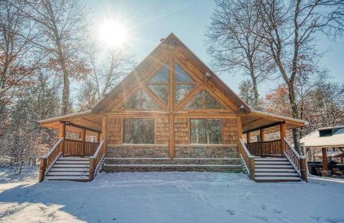 Webb Lake House | Northwoods Log Cabin - 3 acre retreat!