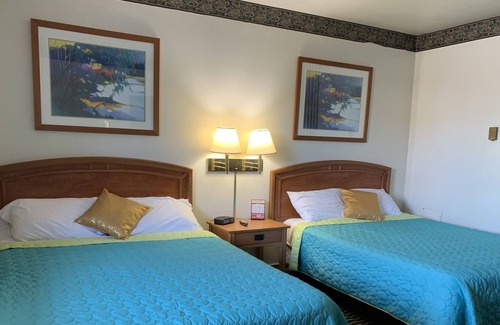 Norton Shores Hotel | Norton Shores Inn
