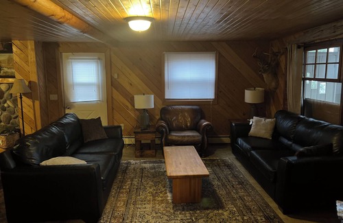 Crane Lake Cabin | Norway Lake Home
