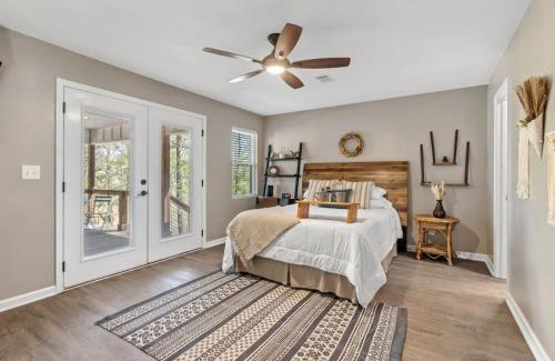 Eatonton House | Nostalgic Fun-Lakehouse- Arcade