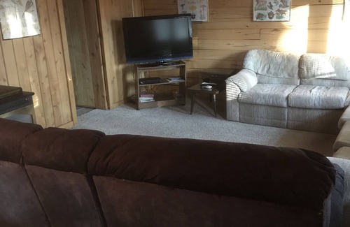 Munising House | Not 1 but 2 cabins in the Hiawatha Forrest SEPARATE rentals on same property
