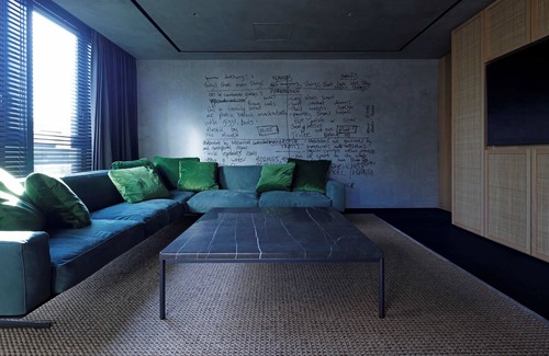 Nishiazabu House | NOT A HOTEL HIROO