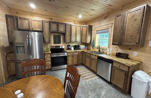 Scottsboro Cabin | Not Just for Fishermen