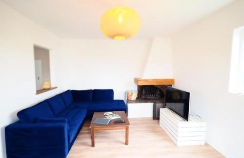 Bellerive-sur-Allier House | NOUVEAUTE Maison Cocooning avec jardin, Terrasse couverte et Jacuzzi