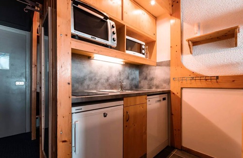 Arc-1800 Apartment | Nova Residence - Apartment 2 rooms 6 people close to the slopes, shops, day care and the ESF in the centre of the Arc 1800 station