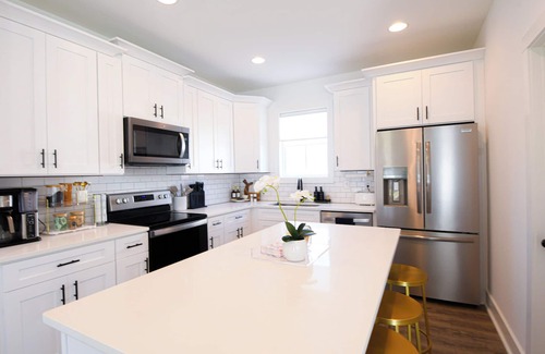 Auburn House | Nova's Nook in Beautiful Auburn!