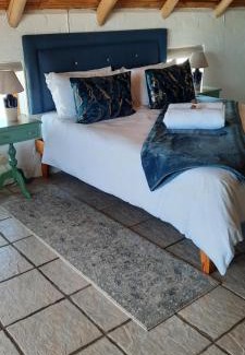 Paternoster Apartment | Nova Vida loft apartment with sea views