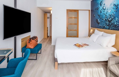 Almeda Hotel | Novotel Barcelona Cornella