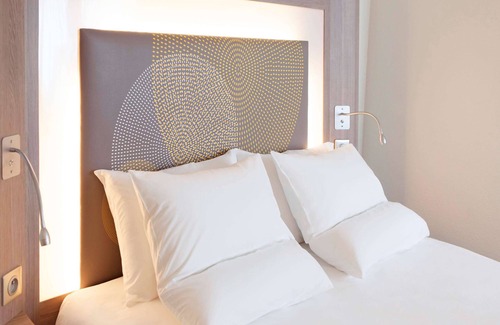 Notre-Dame Hotel | Novotel Chateau De Versailles