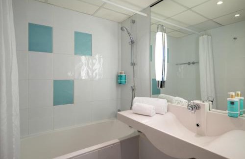 Madeleine-Champ de Mars Hotel | Novotel Nantes Centre Gare