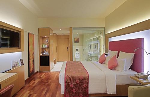 Visakhapatnam Hotel | Novotel Visakhapatnam Varun Beach