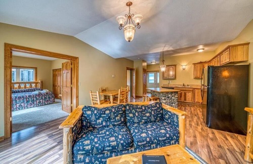 Biwabik Villa | Now Available! Comfortable 2 bed /2 bath /2 kitchen Condo close to the action