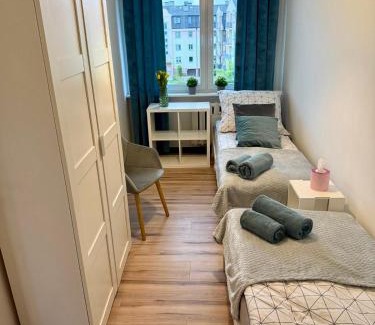 Szczecinek Apartment | Nowoczesne, jasne, trzypokojowe mieszkanie-pełne wyposażenie, Wi-fi, parking
