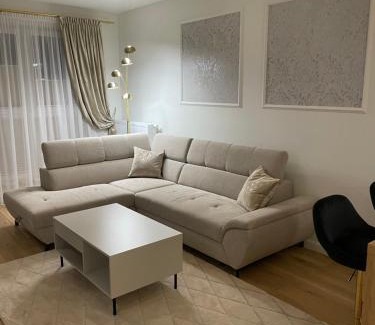 Bialystok Apartment | Nowy Apartament w centrum ZŁOTA