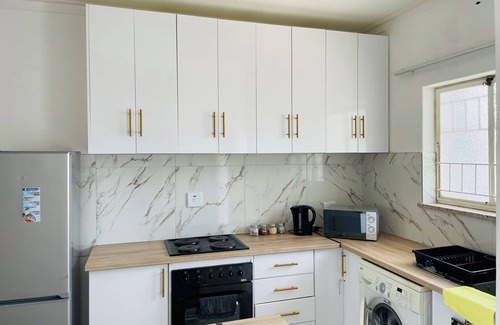 Windhoek Central Apartment | Nox City Nook: Charming 1-Bedroom Apartment