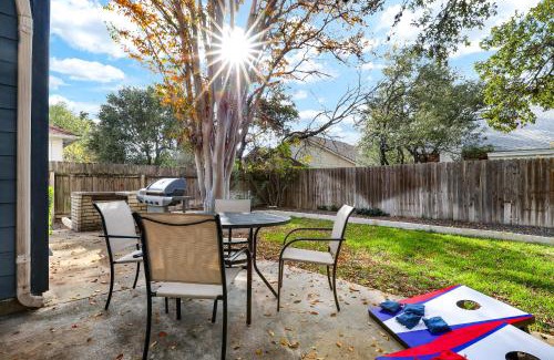 San Antonio House | Nr Sea World Games Wifi Bbq Yard Pet Ok