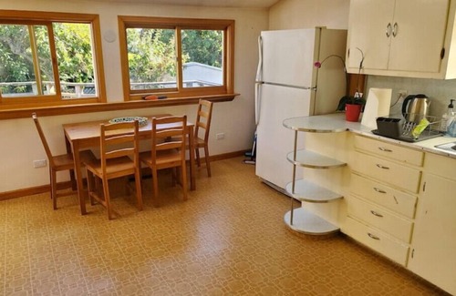 Downtown Berkeley House | nSunny 3 bedroom home with patio and parking on premises