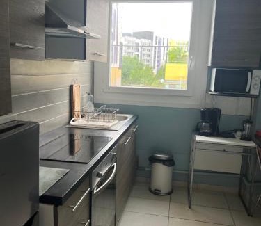 Pont Rousseau Apartment | Ntes Rezé 3P Box gratuit 1 à 6 pers Linge fourni