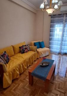 Petralona Apartment | Ntina's cozy place