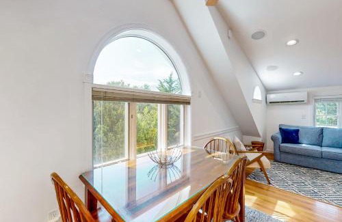 York Beach Apartment | Nubble's Hideaway