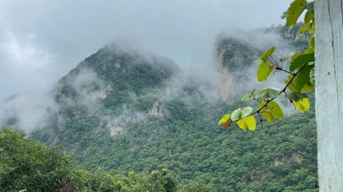 Lan Sak Resort | NUBDAO 168 Homestay