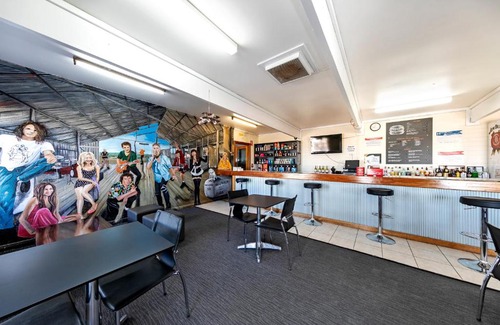 Nullarbor Hotel | Nullarbor Roadhouse