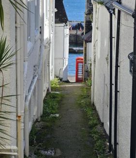 St. Mawes House | Number 1