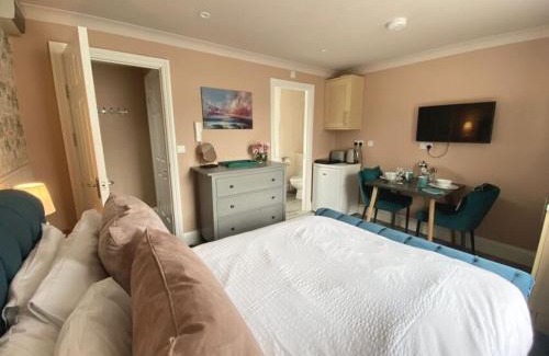 Tavistock Apartment | Number Four Russell House, Studio Apartment, centre of Tavistock, Devon