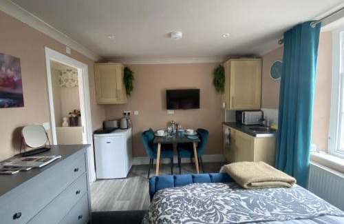 Tavistock Apartment | Number Four Russell House, Studio Apartment, centre of Tavistock, Devon