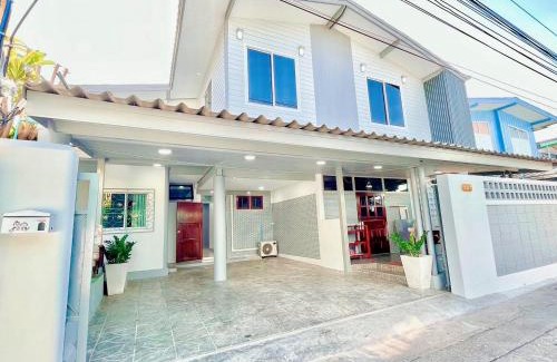 Bangkok Noi House | Number9 Bangkoknoi BKK Homestay