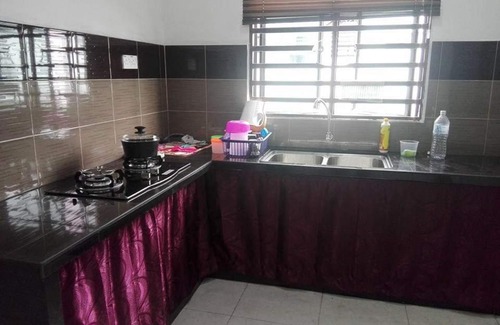 Kepala Batas House | Nurul Homestay