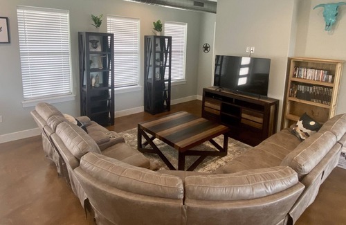 Burnet House | Vacation Villa by Lake Buchanan and Spider Mountain