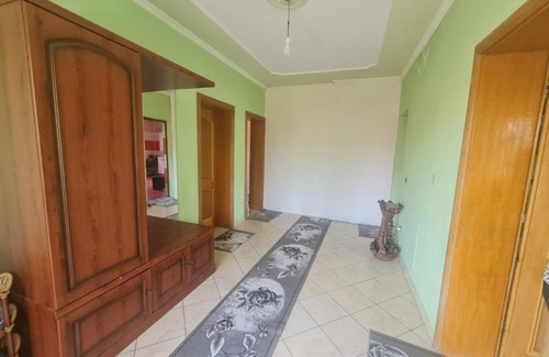 Kamez Villa | NVilla