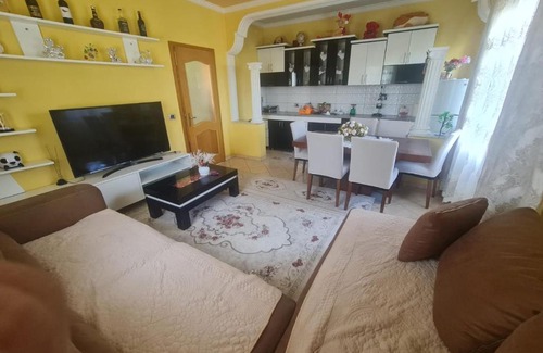 Kamez Villa | NVilla
