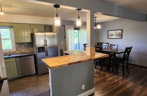 North Central Omaha House | NW Omaha home, fit for families