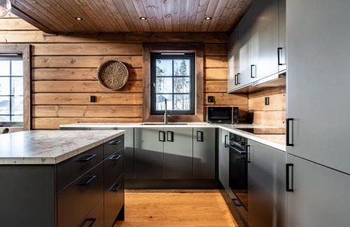 Idre House | Nybyggd fjällstuga, egen bastu & panoramautsikt för 10 pers
