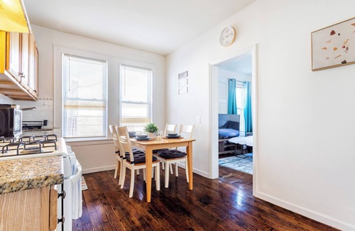 Ampere Bed & Breakfast | NYC-Bound 2BR w/FREE Parking & Pets Welcome