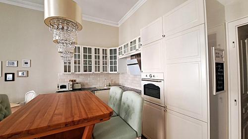 Terezvaros Apartment | Nyugati Premium Residence