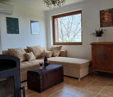 Balatonalmadi House | NyugtatLak