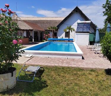 Tiszafured Apartment | Oázis Üdülő Tiszafüred